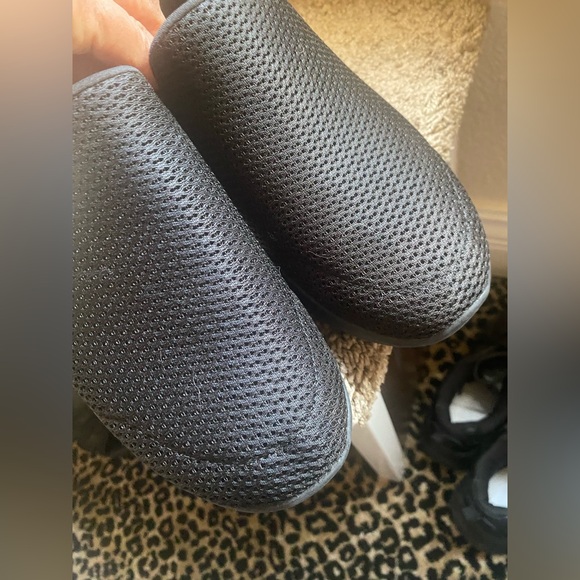 Skechers GoWalk Shoes - Picture 5 of 7